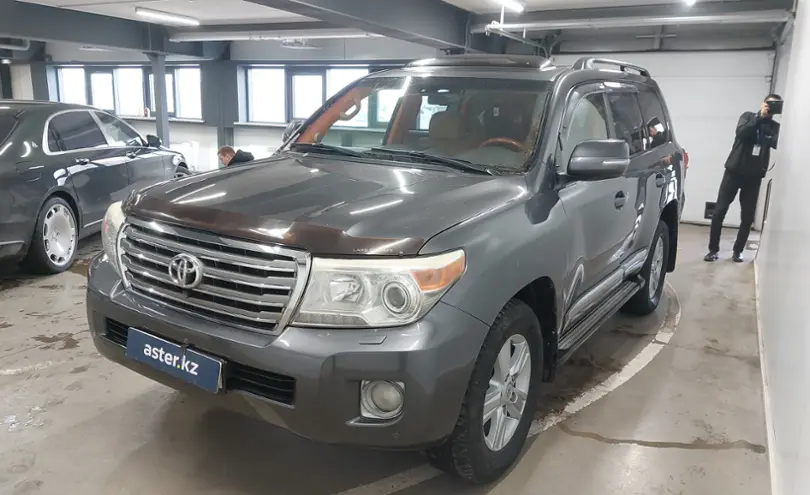 Toyota Land Cruiser 2012 года за 18 000 000 тг. в Астана