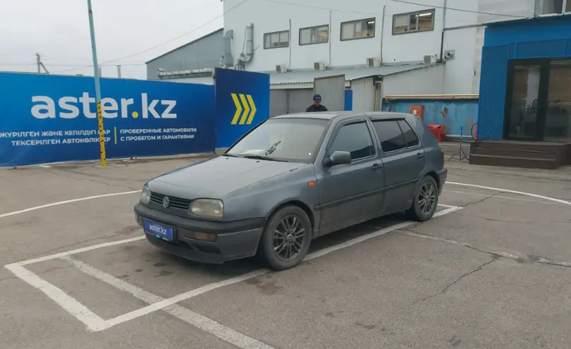 Volkswagen Golf 1995 года за 1 000 000 тг. в Алматы