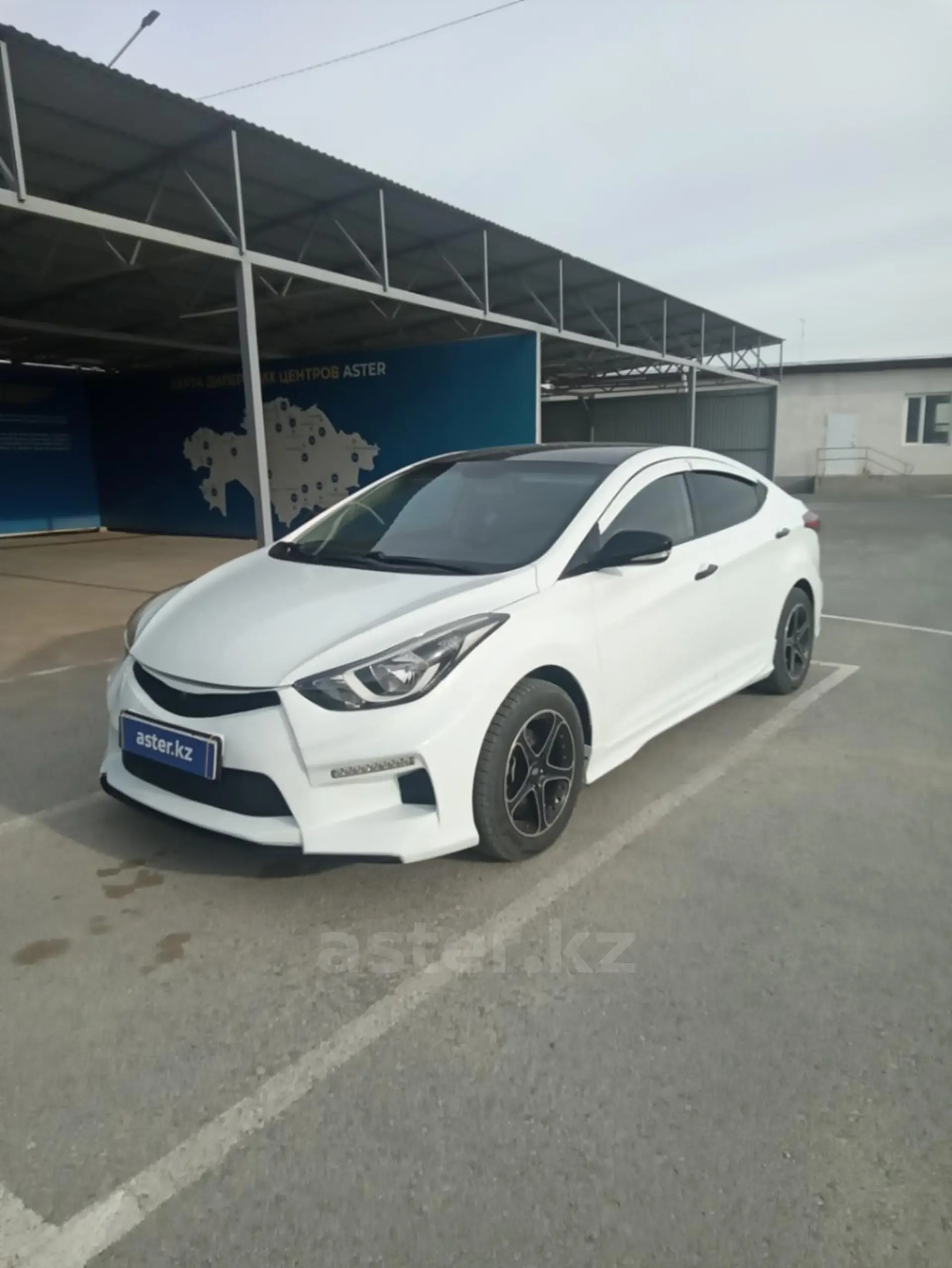 Hyundai Elantra 2015