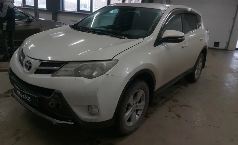 Toyota RAV4 2014 года за 7 500 000 тг. в Астана