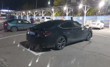 Lexus ES 2019 года за 26 000 000 тг. в Алматы фото 3