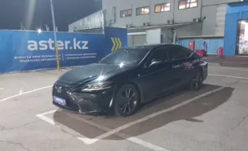 Lexus ES 2019 года за 26 000 000 тг. в Алматы фото 1