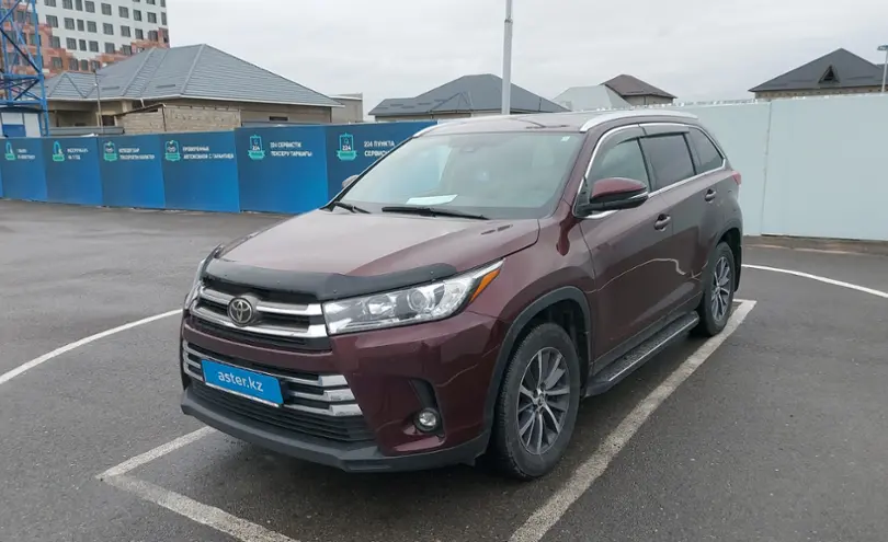 Toyota Highlander 2019 года за 22 000 000 тг. в Шымкент