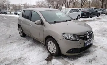 Renault Sandero 2015 года за 4 500 000 тг. в Актобе фото 3