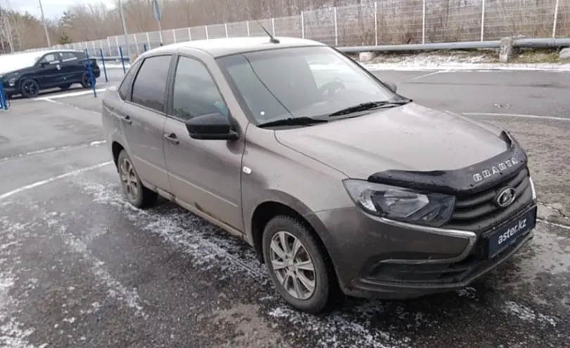 LADA (ВАЗ) Granta 2019 года за 4 000 000 тг. в Усть-Каменогорск фото 3