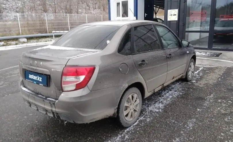 LADA (ВАЗ) Granta 2019 года за 4 000 000 тг. в Усть-Каменогорск фото 5