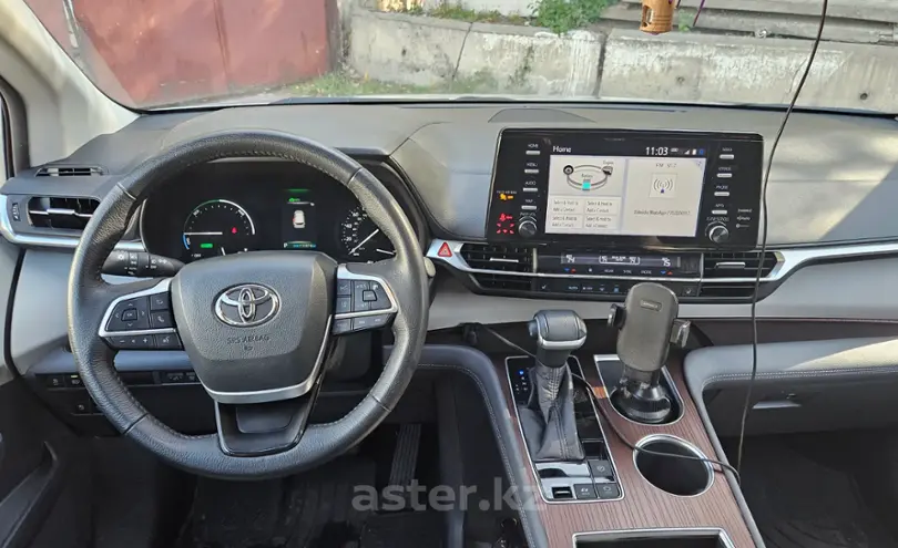 Toyota Sienna 2021 года за 23 500 000 тг. в Алматинская область фото 4