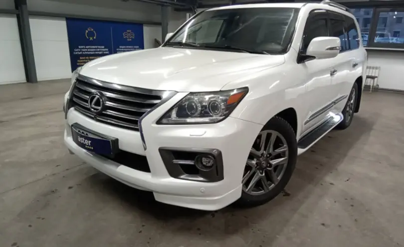 Lexus LX 2012 года за 25 000 000 тг. в Астана