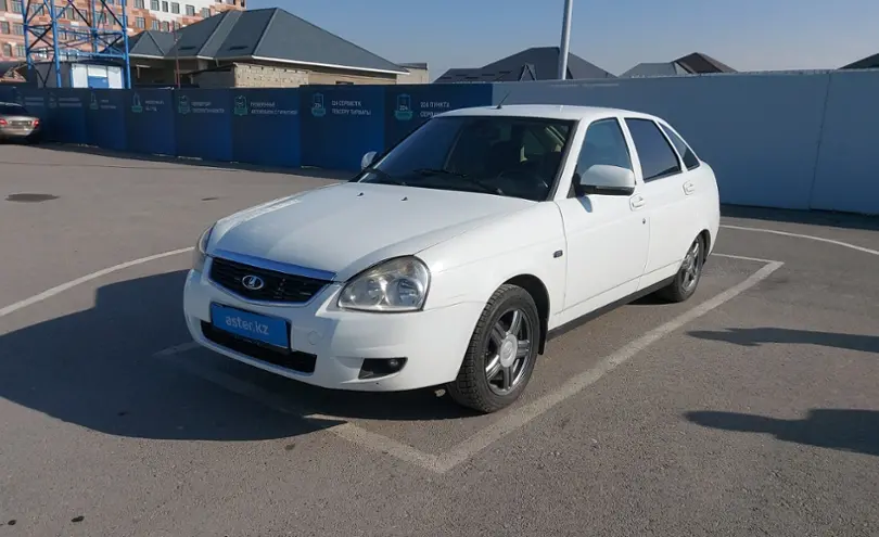 LADA (ВАЗ) Priora 2013 года за 3 000 000 тг. в Шымкент