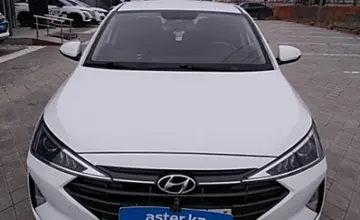 Hyundai Elantra 2019 года за 9 000 000 тг. в Атырау фото 2