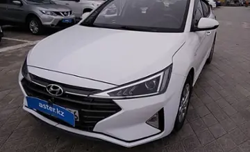 Hyundai Elantra 2019 года за 9 000 000 тг. в Атырау фото 1