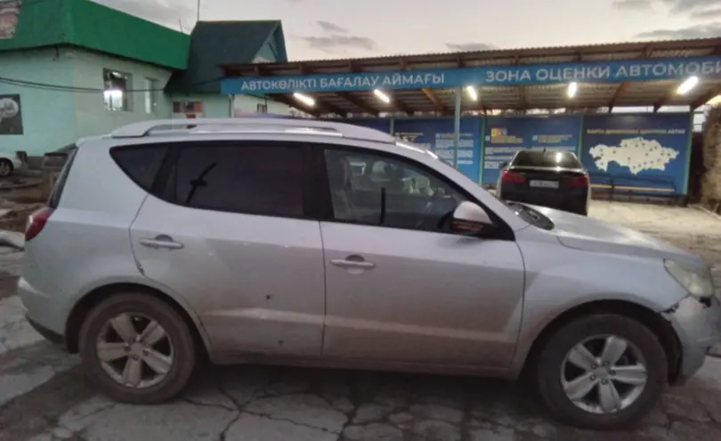 Geely Emgrand X7 2015 года за 3 500 000 тг. в Талдыкорган фото 4