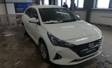Hyundai Accent 2020 года за 8 500 000 тг. в Астана фото 2
