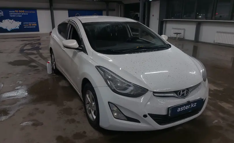 Hyundai Elantra 2015 года за 6 500 000 тг. в Астана фото 2