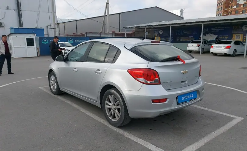 Chevrolet Cruze 2013 года за 3 700 000 тг. в Шымкент фото 4