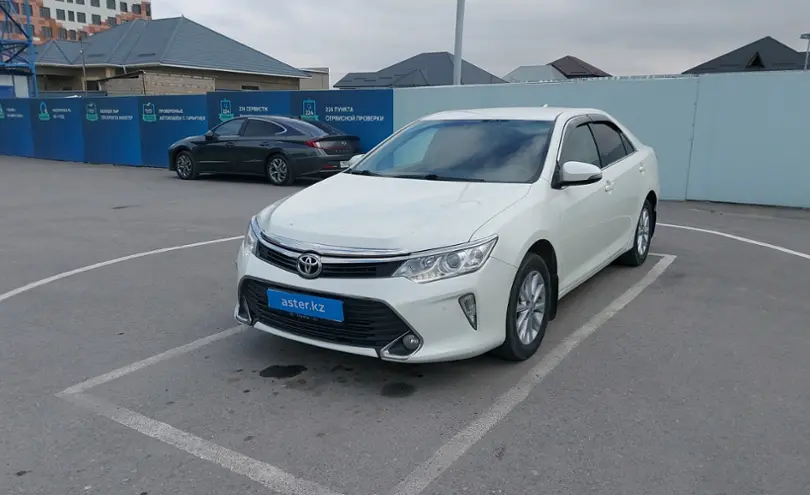 Toyota Camry 2017 года за 12 000 000 тг. в Шымкент