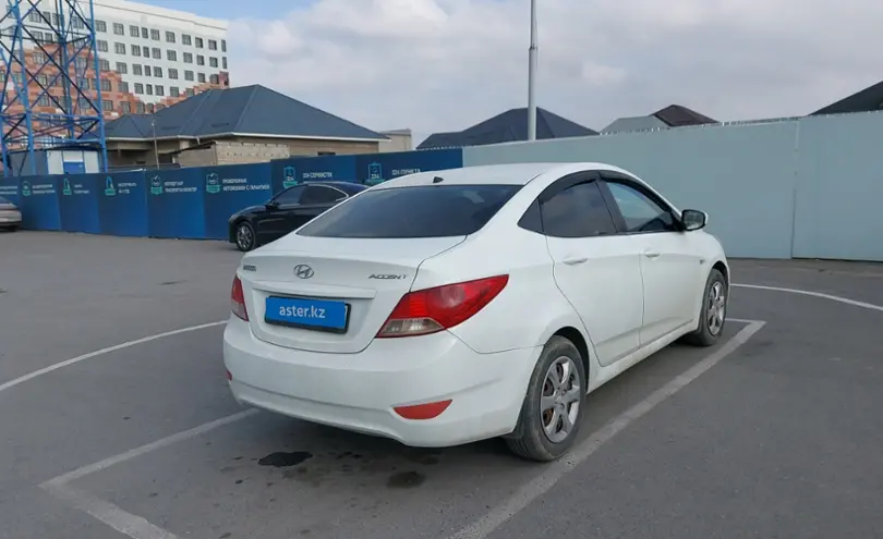 Hyundai Accent 2013 года за 4 600 000 тг. в Шымкент фото 3