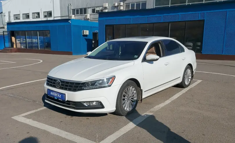 Volkswagen Passat 2016 года за 8 000 000 тг. в Алматы