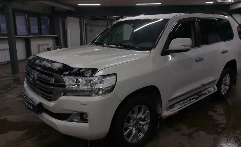 Toyota Land Cruiser 2019 года за 39 000 000 тг. в Астана