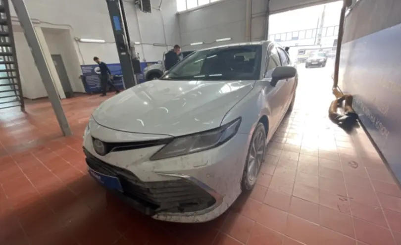 Toyota Camry 2023 года за 13 000 000 тг. в Астана