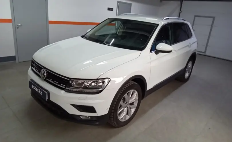 Volkswagen Tiguan 2017 года за 10 700 000 тг. в Уральск