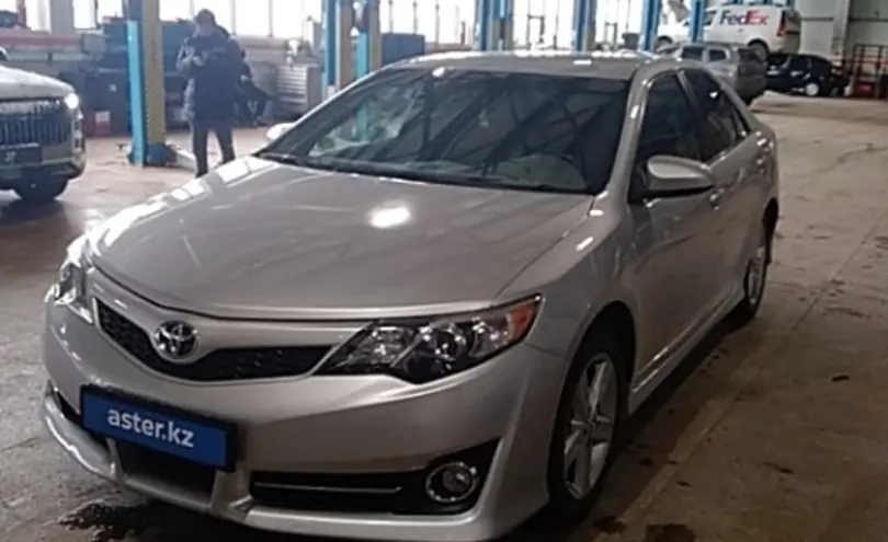 Toyota Camry 2013 года за 9 100 000 тг. в Караганда