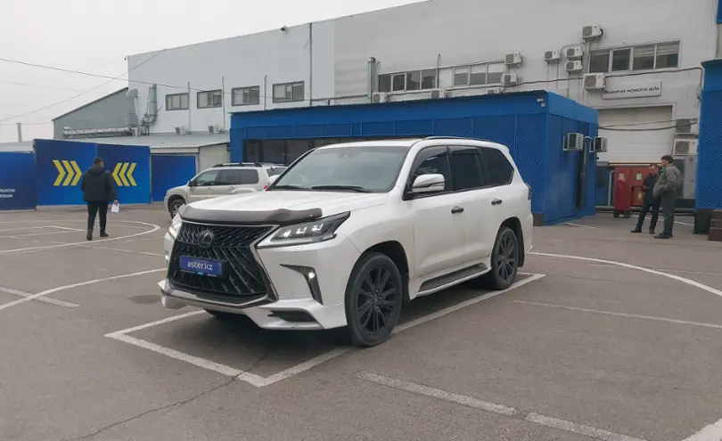 Lexus LX 2019 года за 55 000 000 тг. в Алматы