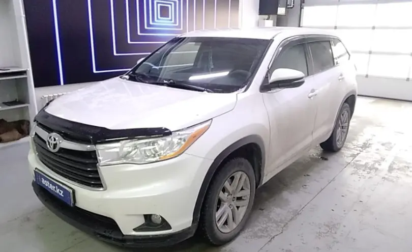 Toyota Highlander 2014 года за 14 500 000 тг. в Павлодар