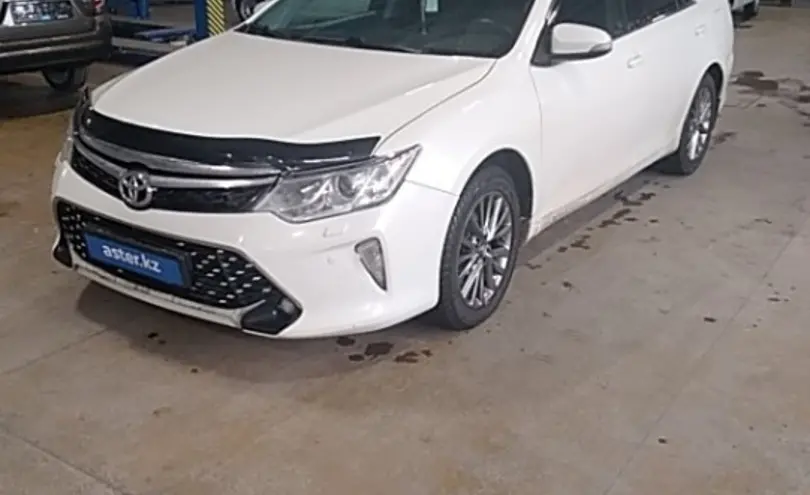 Toyota Camry 2017 года за 10 000 000 тг. в Караганда