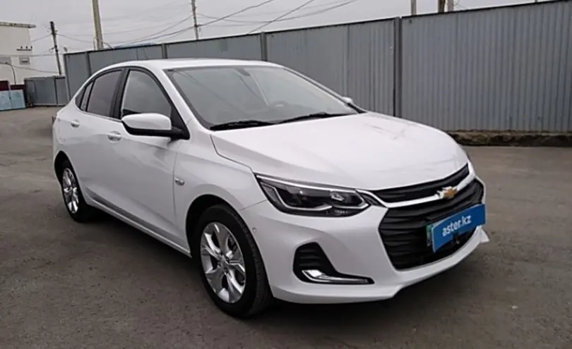 Chevrolet Onix 2023 года за 8 000 000 тг. в Атырау фото 3