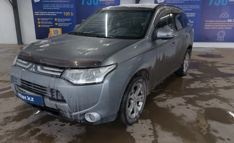 Mitsubishi Outlander 2013 года за 7 500 000 тг. в Астана