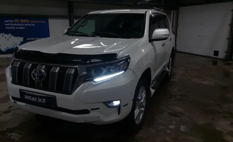 Toyota Land Cruiser Prado 2012 года за 16 200 000 тг. в Астана