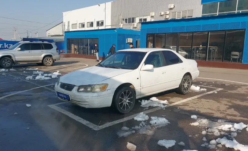 Toyota Camry 2001 года за 2 100 000 тг. в Алматы