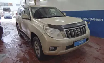 Toyota Land Cruiser Prado 2012 года за 13 500 000 тг. в Астана фото 3