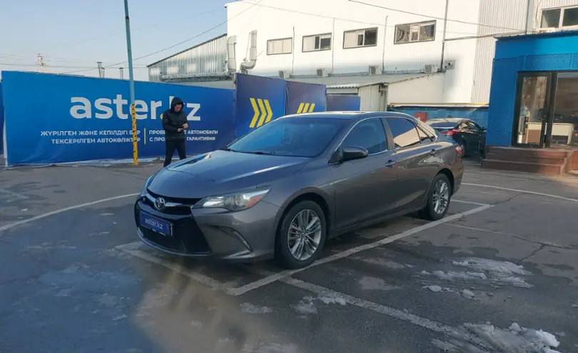 Toyota Camry 2016 года за 9 900 000 тг. в Алматы