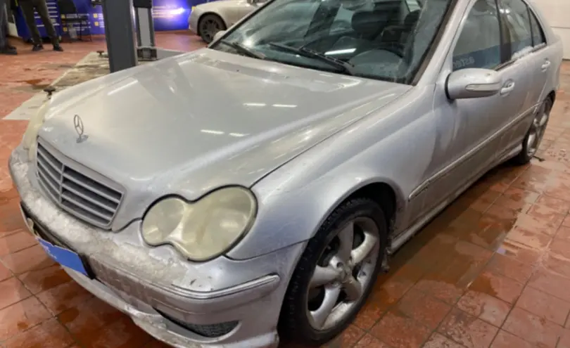 Mercedes-Benz C-Класс 2006 года за 4 000 000 тг. в Астана