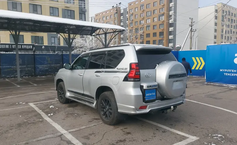 Toyota Land Cruiser Prado 2022 года за 37 000 000 тг. в Алматы фото 4