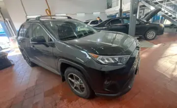 Toyota RAV4 2020 года за 12 000 000 тг. в Астана фото 3