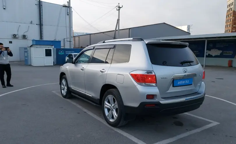Toyota Highlander 2011 года за 12 800 000 тг. в Шымкент фото 4