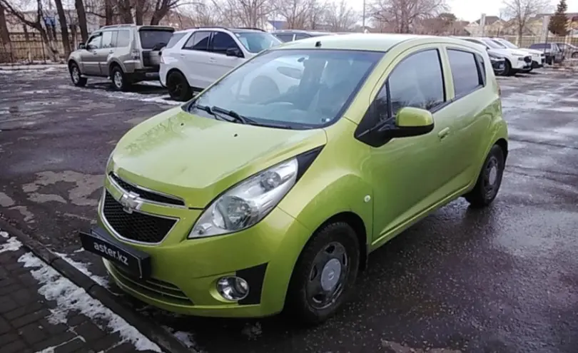 Chevrolet Spark 2013 года за 3 500 000 тг. в Актобе