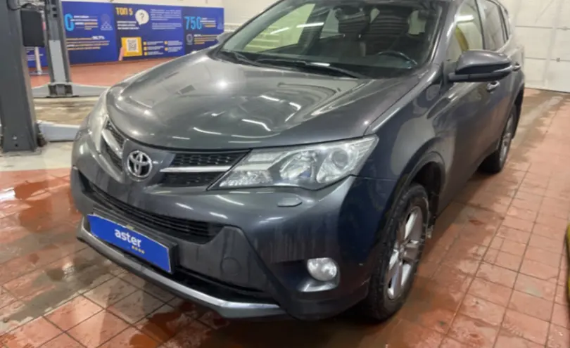 Toyota RAV4 2014 года за 12 500 000 тг. в Астана