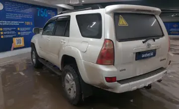 Toyota 4Runner 2002 года за 11 000 000 тг. в Астана фото 4