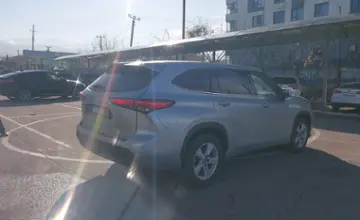 Toyota Highlander 2021 года за 24 000 000 тг. в Алматы фото 3