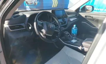 Toyota Highlander 2021 года за 24 000 000 тг. в Алматы фото 5
