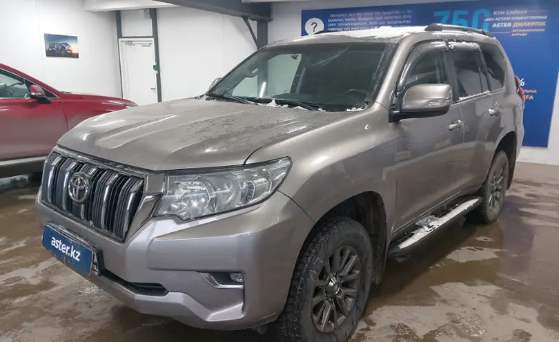 Toyota Land Cruiser Prado 2020 года за 25 000 000 тг. в Астана