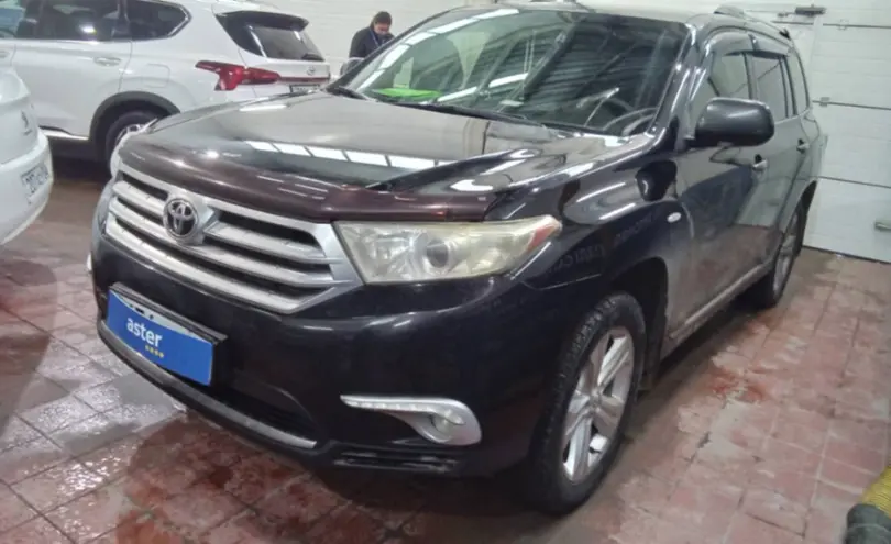 Toyota Highlander 2011 года за 12 500 000 тг. в Астана