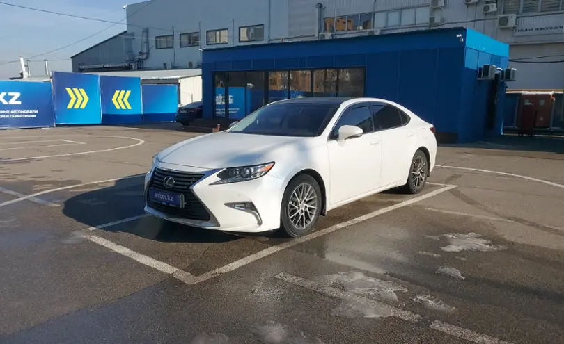 Lexus ES 2018 года за 22 000 000 тг. в Алматы