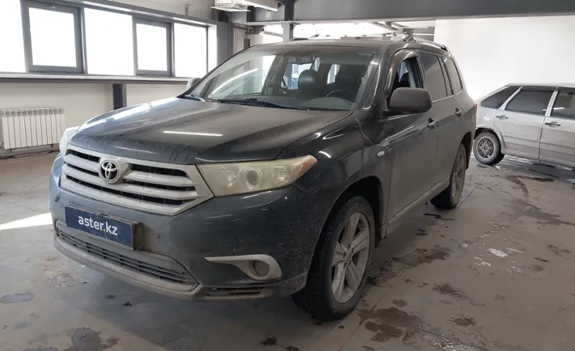 Toyota Highlander 2011 года за 12 800 000 тг. в Астана