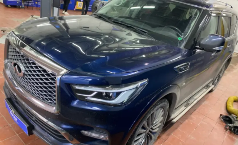 Infiniti QX80 2018 года за 25 000 000 тг. в Астана