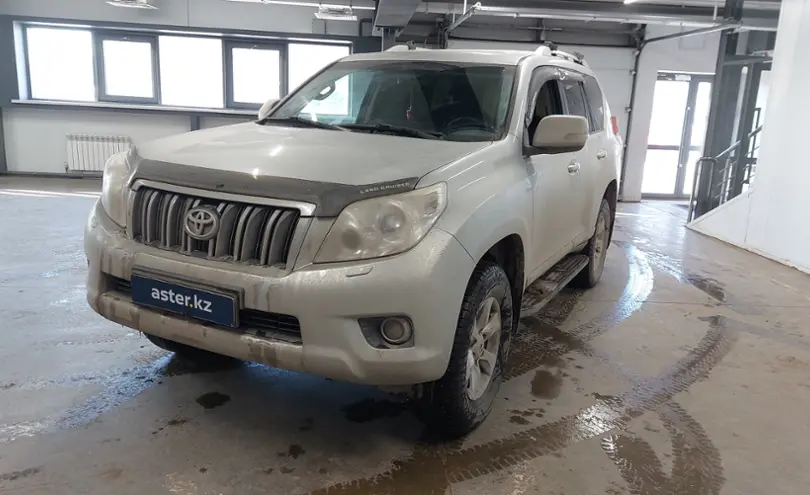 Toyota Land Cruiser Prado 2013 года за 14 000 000 тг. в Астана